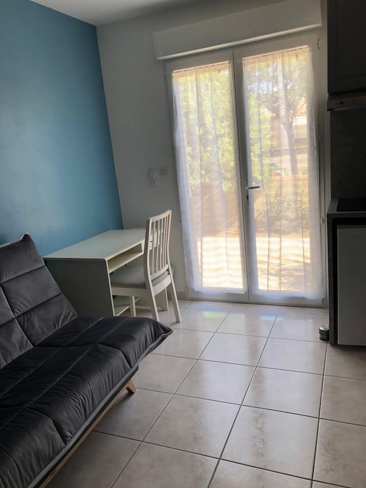 Appartement Avec Chambre Indépendante - Lattes