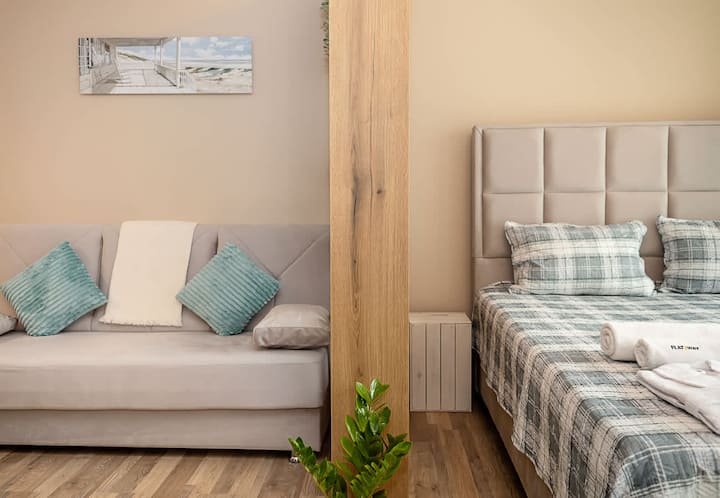 Modern Studio In Skyline Varna -Sea View & Parking - Varna