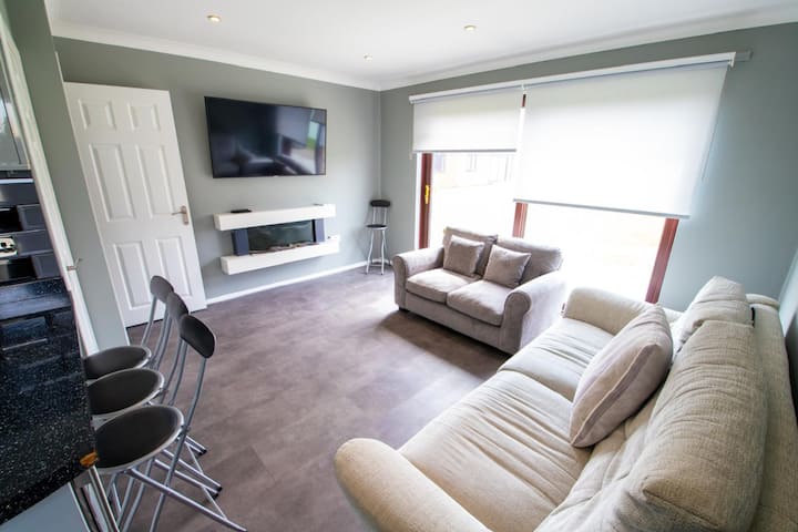 Yew 2 Bungalow, Parkdean Resorts - Camber Sands - Camber Sands