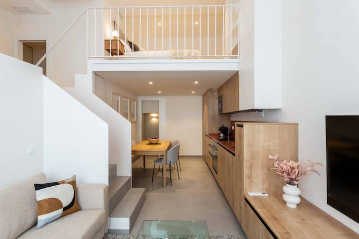 Lérida I - Modern Home In Tetuán With Cinema Room - Madrid
