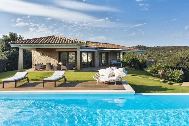 Villa Corallo | Corten & Lu Impostu | Piscina - San Teodoro
