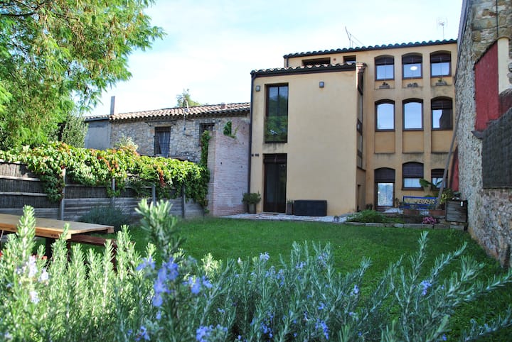 Bonica Casa A Celrà - Gavarres - Costa Brava - Gerona