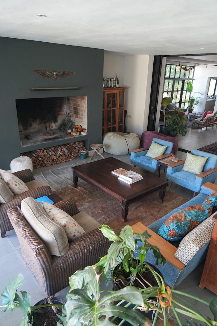 6 Bedroom House On Farm With Mountain Views. - Stellenbosch