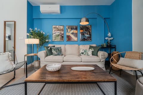 Top Airbnb: JUST 5 Min Walk-> All Madrid Monuments +A/C + Desk en Centro