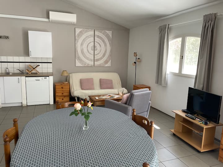 Appartement L'abricotier Avec Terrasse Et Piscine - Draguignan