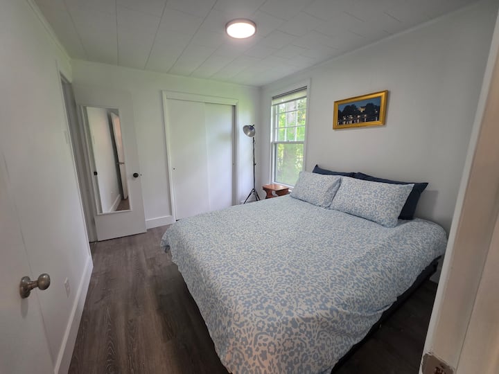 The Gallery/newly Renovated Bungalow - Sackets Harbor, NY
