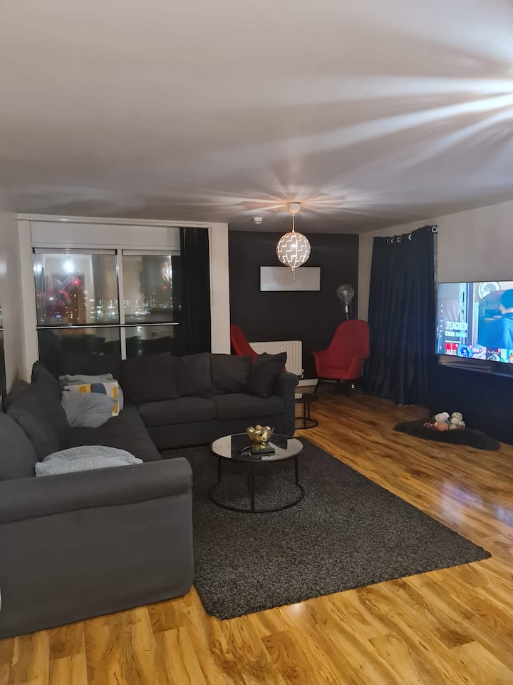 Stunning Flat Overlooking The River Thames. - Greenwich