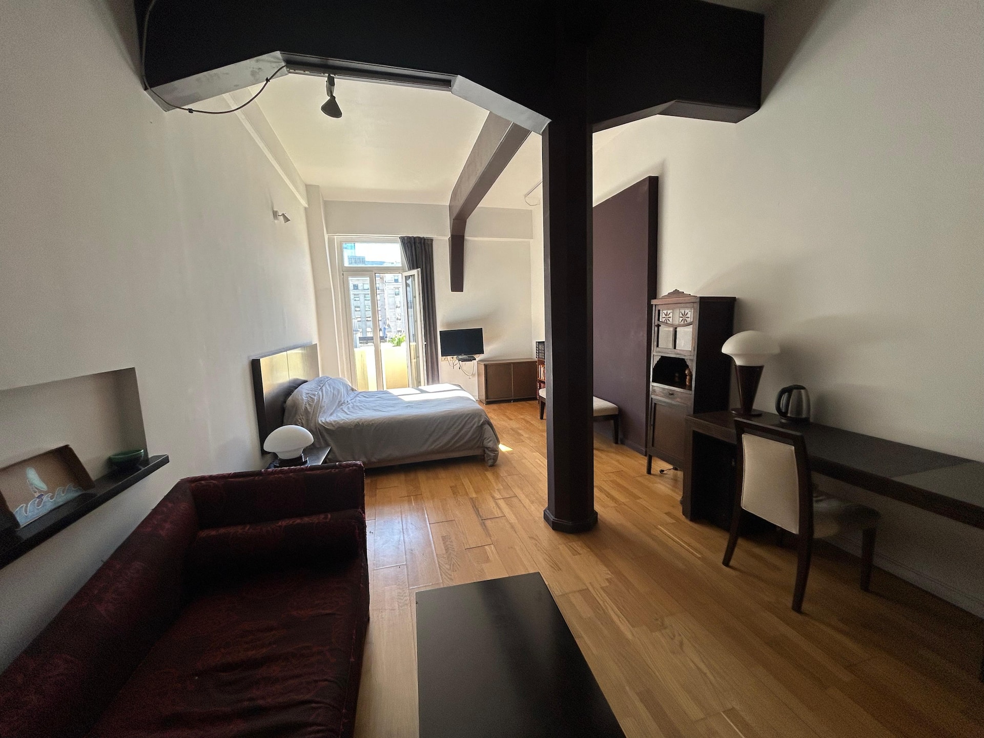 One-bedroom apartment in Monserrat
