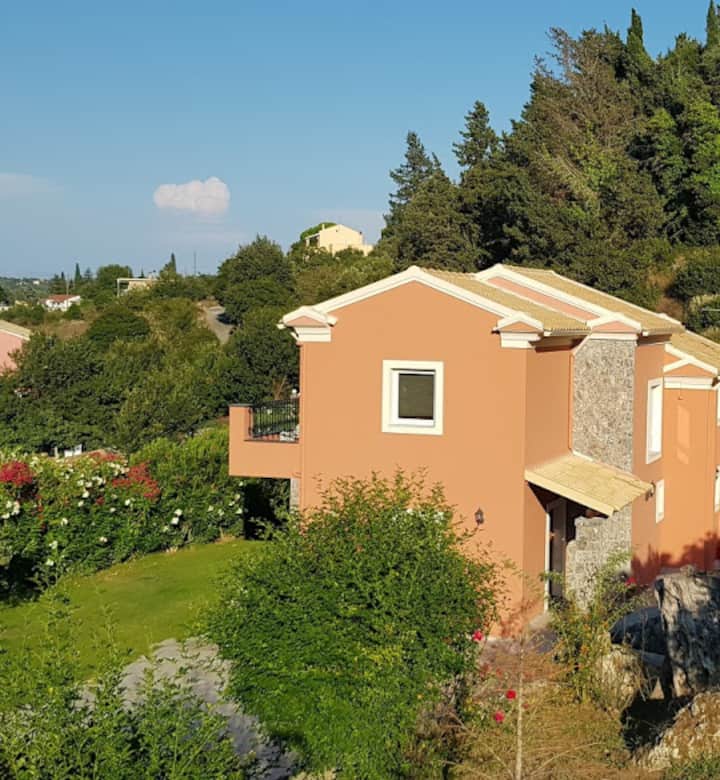 Tranquil Retreat Near The Beach And Golf Course. - Corfou