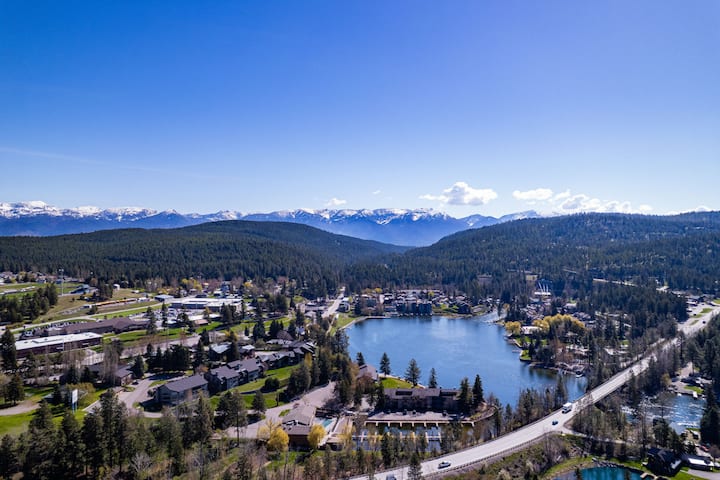 Marina Cay Condo Retreat - Bigfork, MT