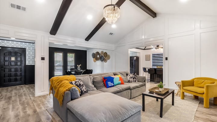 Western Dreams / World Cup Stay - DeSoto, TX