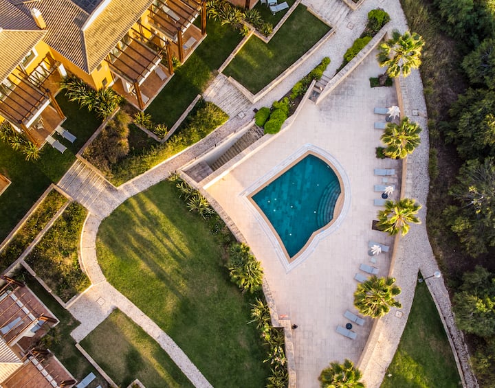 Five-star Living + Spa. 6 Pools. Restaurant & Bar - Portimão