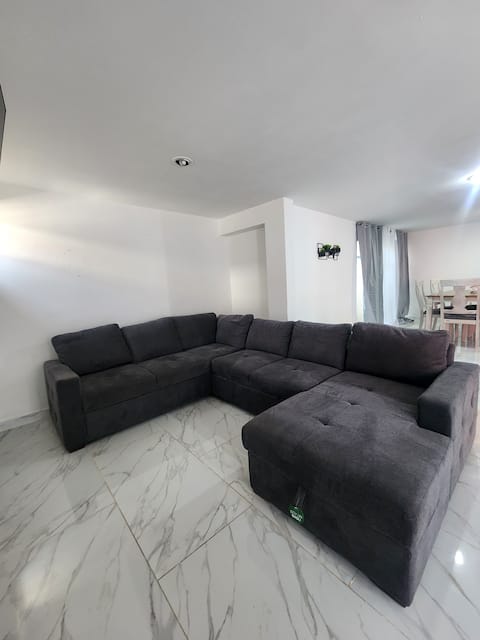 Top performing Airbnb: Large House in Xochimilco, Mexico City in Xochimilco
