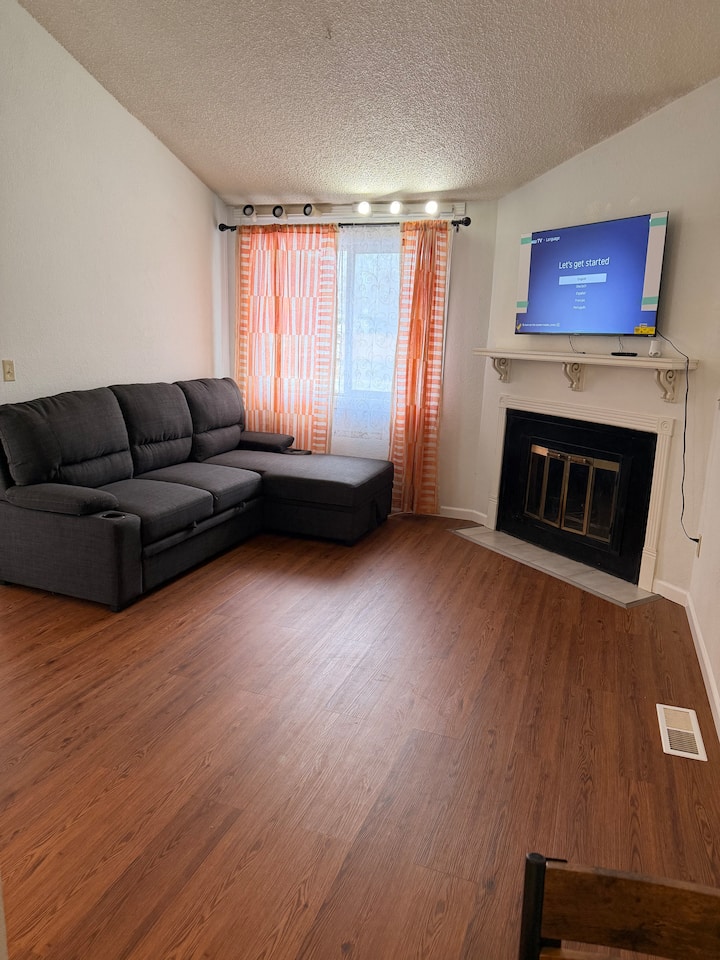Fully Furnished 2br | Long Stay Ready - Anchorage, AK