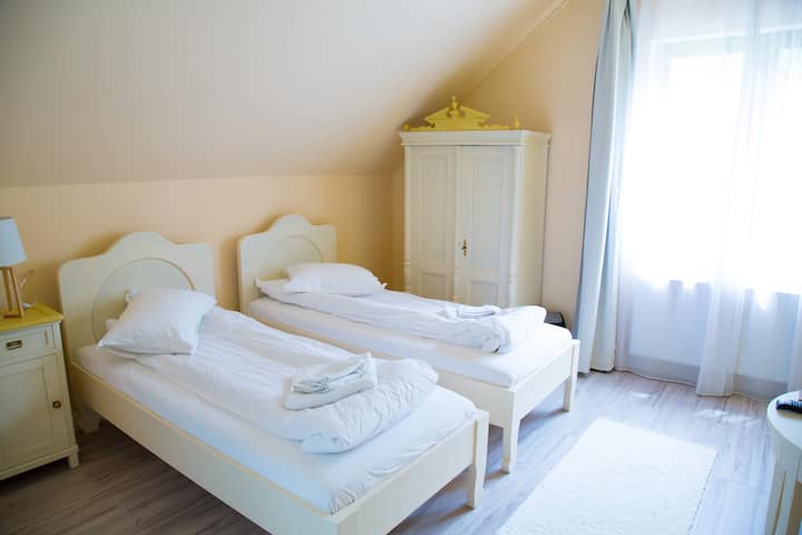 Vilă Premium Cu Vedere La Cetate, Curte 2000mp - Sighișoara