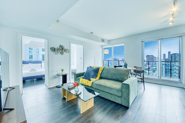 Stylish 3br Near Yonge-dundas And Queen Street - Toronto