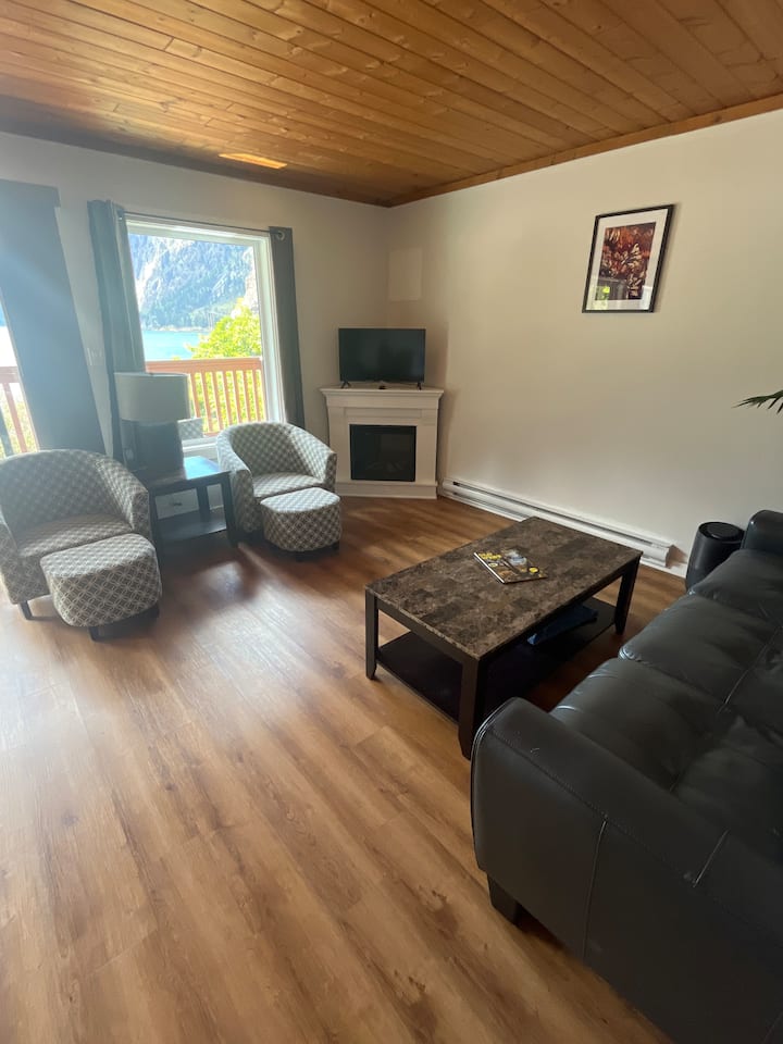Cozy Cabin By Scenic Seton Lake - Lillooet
