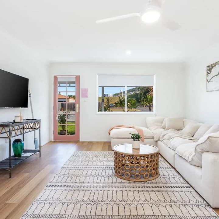 Farnborough Beach Cottage - Yeppoon