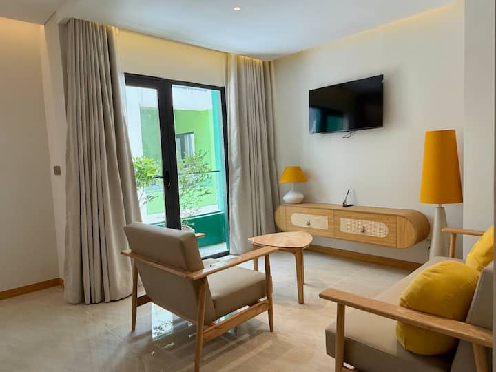 Large Room With Living Area, Bathroom & Balcony - Phú Quốc