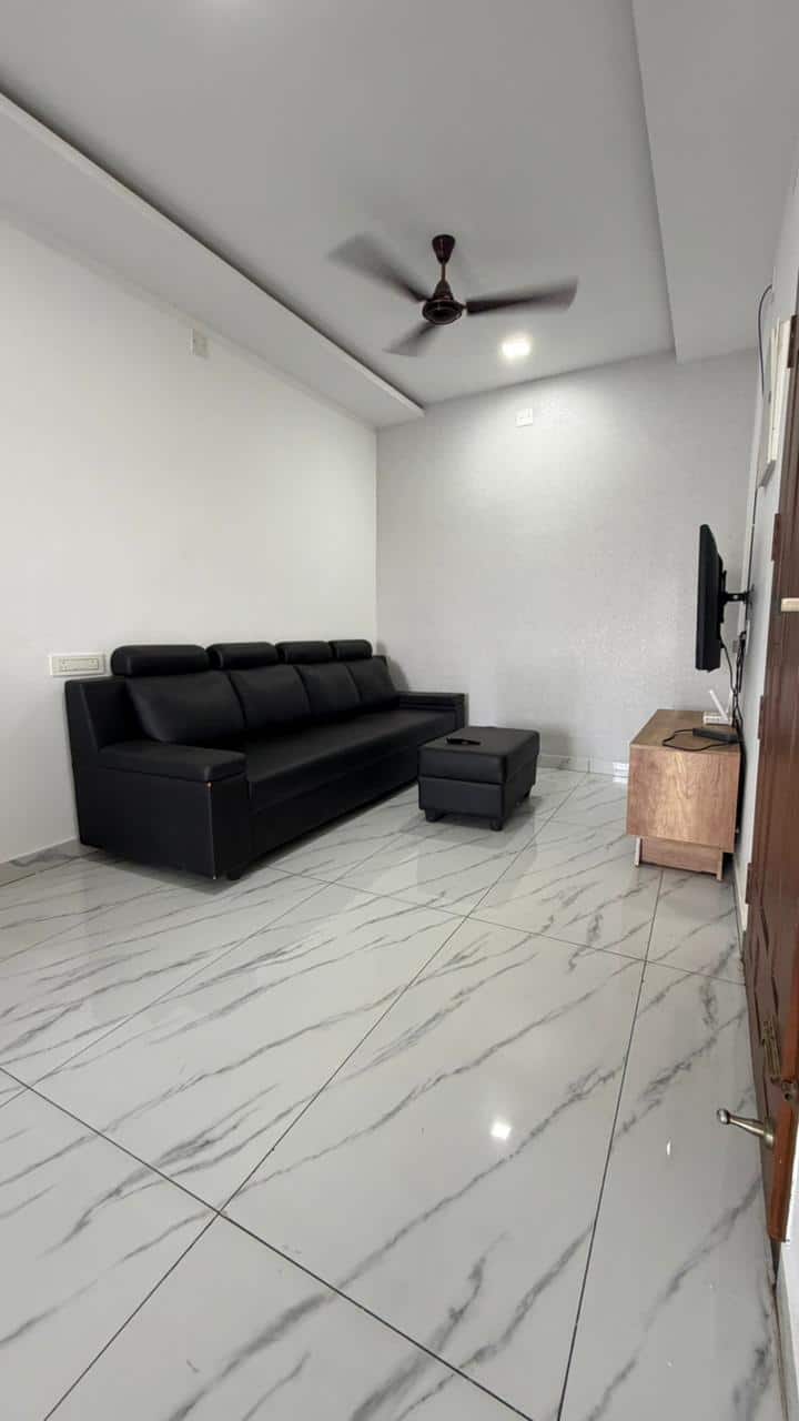 Lake View Apartments -