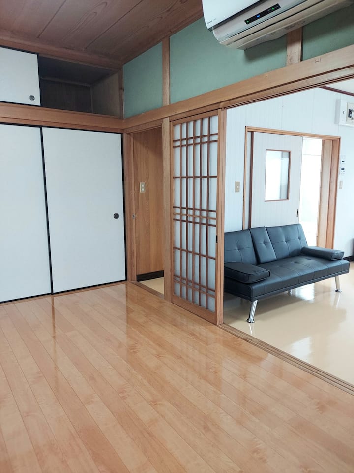 徒歩圏に飲食店・居酒屋充実！夜も楽しめる志布志ステイ - 志布志市