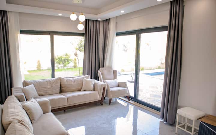 Modern Korunaklı Lüks Havuzlu Villa Mimoza - Köyceğiz