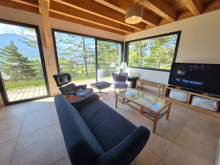 Chalet Alpin Moderne En Forêt Vue Lac & Montagnes - Lac de Serre-Ponçon