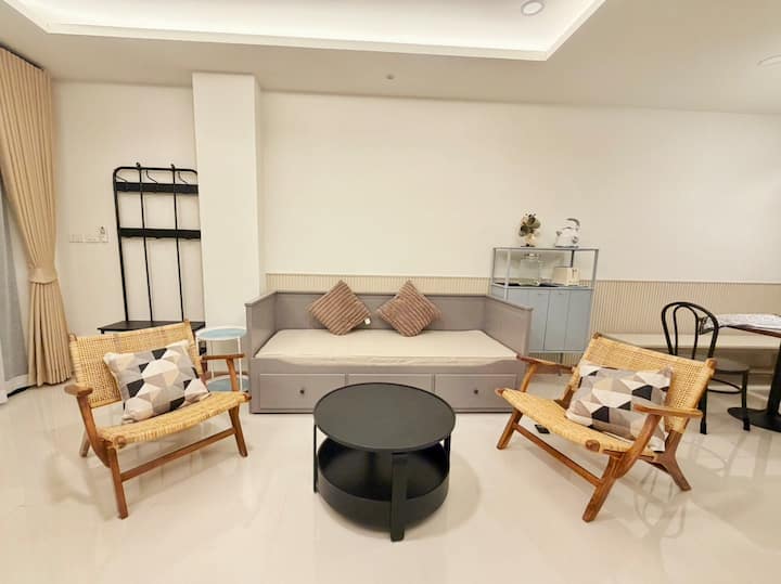 Jayliniss House , 2 Br , 3 Mins To Tontan Market - Khon Kaen