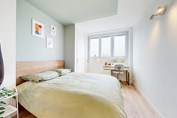 Chambre N°1 En Coliving Proche Métro D Mermozpinel - Bron