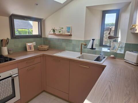 Top performing Airbnb: Cottage close to the coastal trail in Plougonvelin