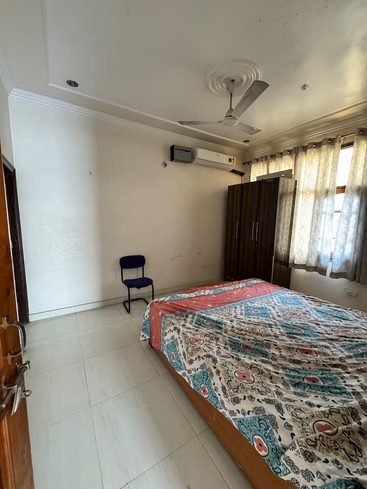 Pet Friendly, Independent, First Floor 2 Rooms - Jammu