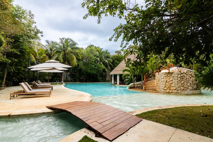 3 Propiedades Para 24 Personas, 9 Cuartos, Alberca - Playa del Carmen