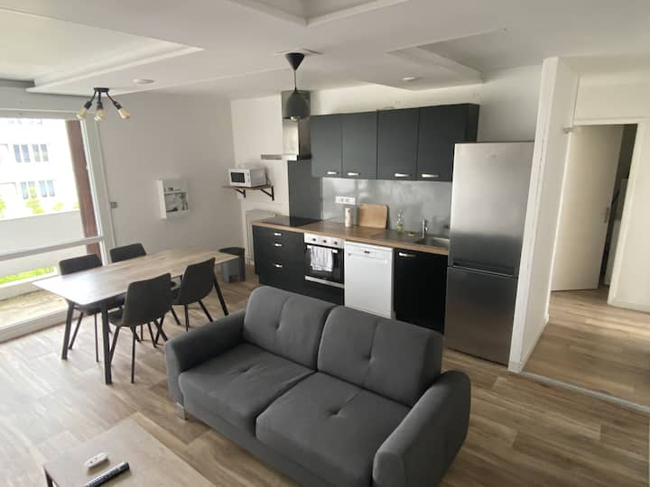 Appartement De 3 Chambres Proche Rn12 Et Plages - Hillion