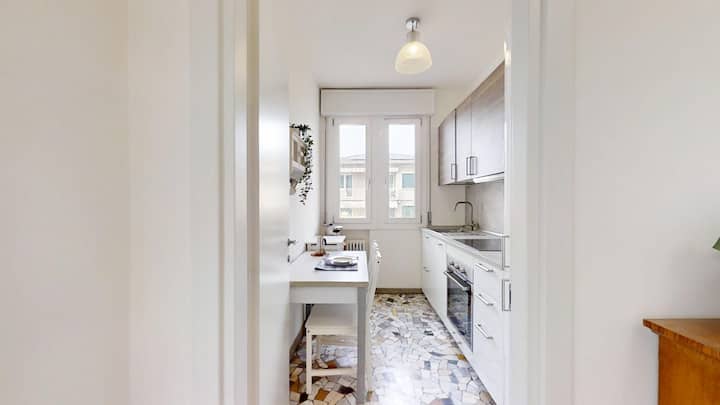 Appartamento Con 3 Camere In Zona Residenziale - Padova