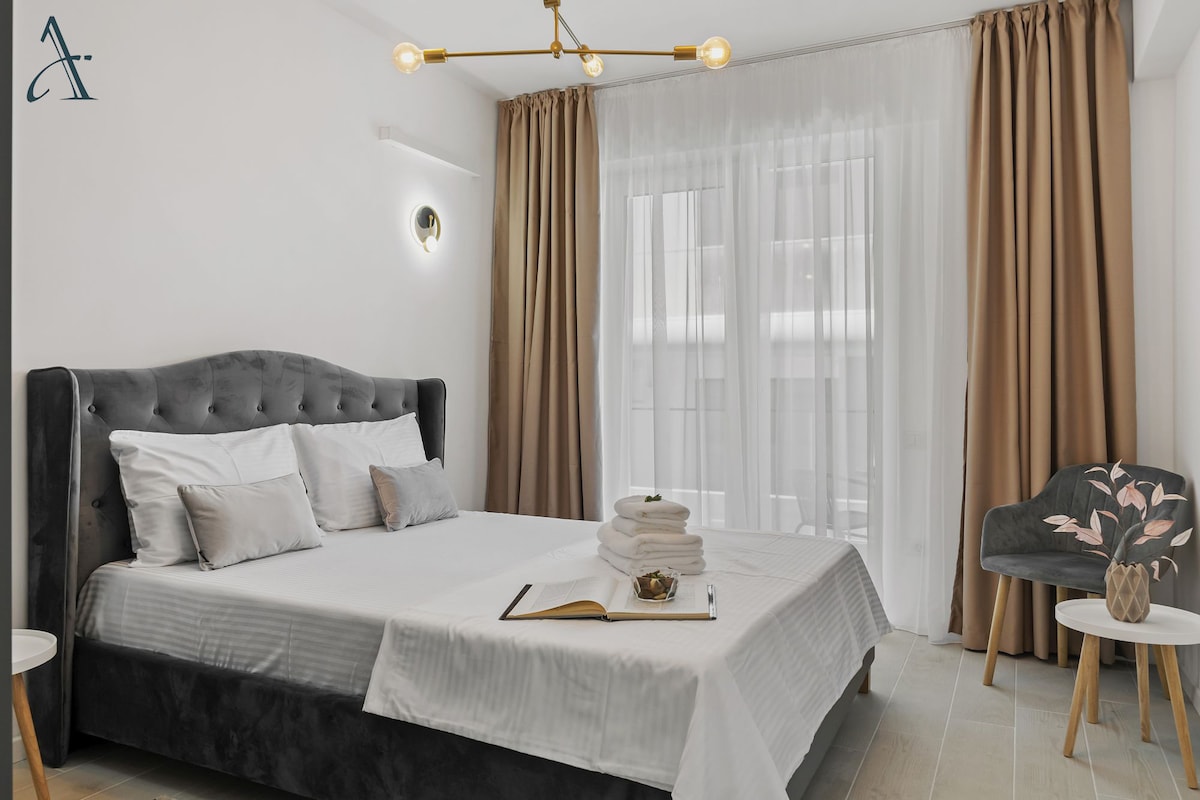 Aqua Vista Serenity Breeze - Beach View Mamaia — Apartment — sea-view vacation rental at Mamaia-Sat, Romania, Constanța, Romania — property photo 3 | Aqua Vista Rentals