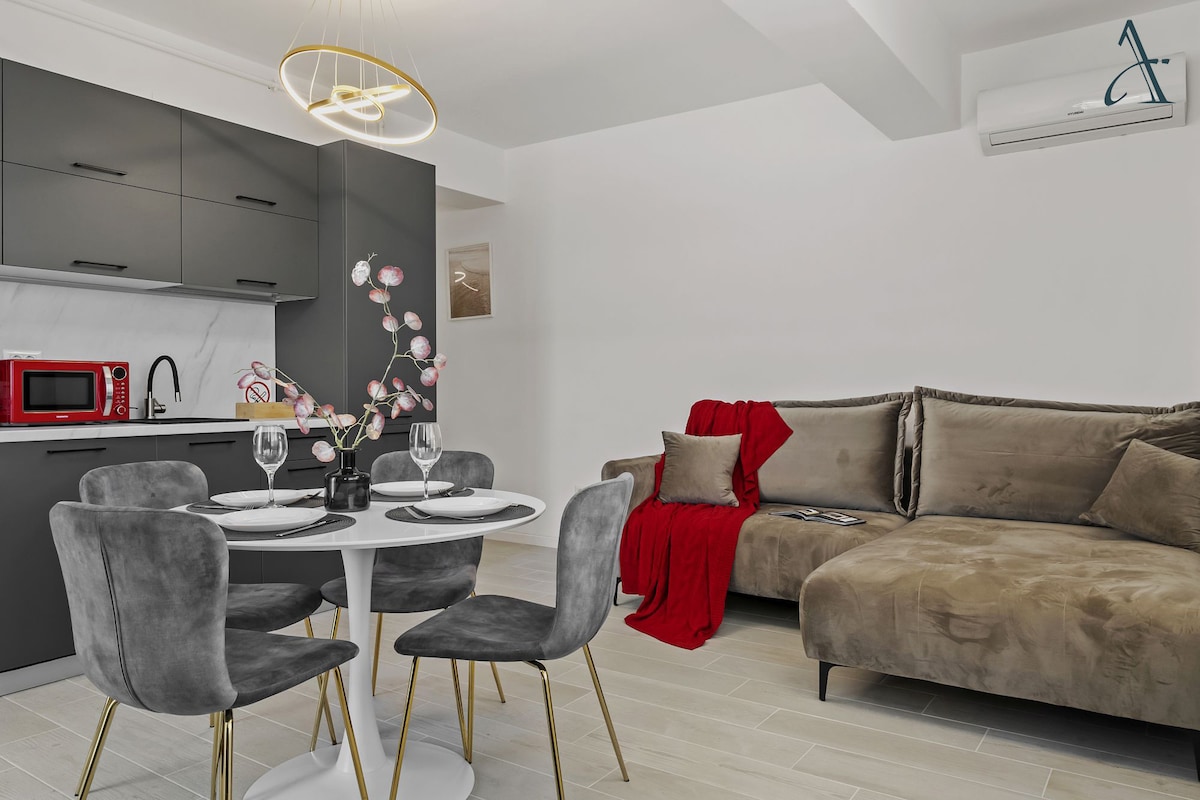 Aqua Vista Serenity Breeze - Beach View Mamaia — Apartment — sea-view vacation rental at Mamaia-Sat, Romania, Constanța, Romania — property photo 5 | Aqua Vista Rentals
