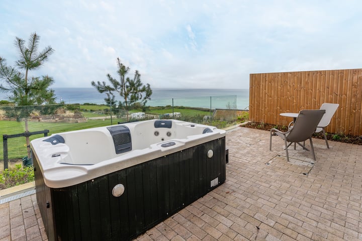 Hidden 17- Lookout Terrace Hot Tub - St Ives