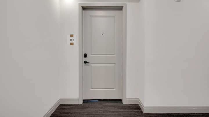 Landing | Beautiful 2bd In Cool Springs - Franklin, TN
