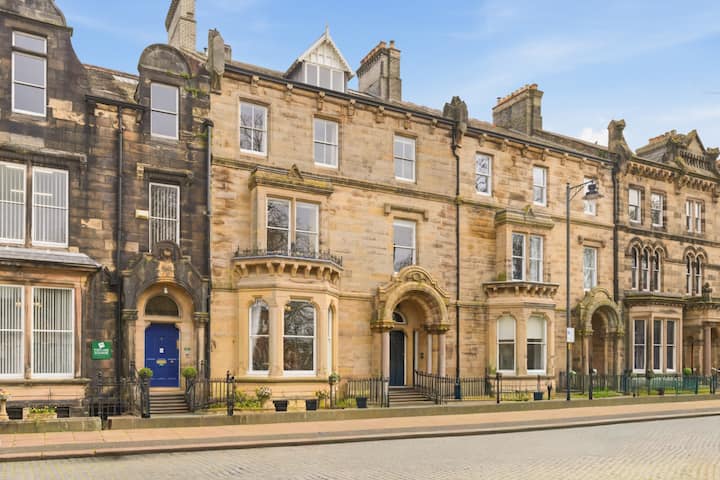 8 Portland Square - North East Escapes - Carlisle