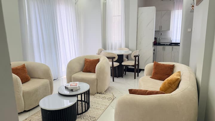 Stylish 1br In Kampala | Fast W-ifi | Unit 2 - Kampala