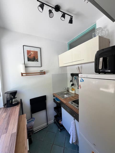 Top Airbnb: Apartment No. 3, close to everything in Westend