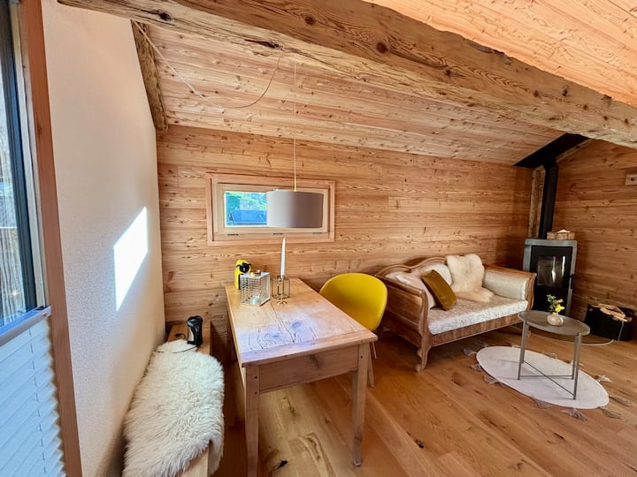 Romantischer Stadel Mit Charme & Holzofen - Lax
