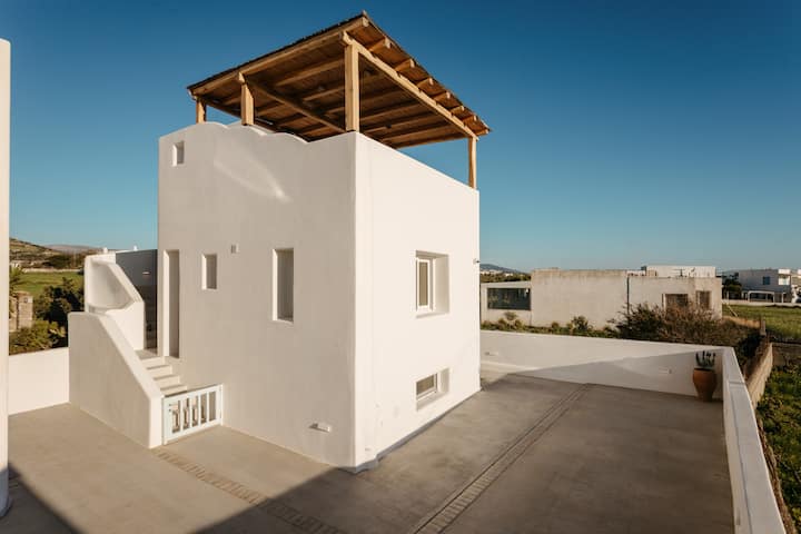 Walk To Beach | Spacious Escape In Kastraki Naxos - ナクソス島