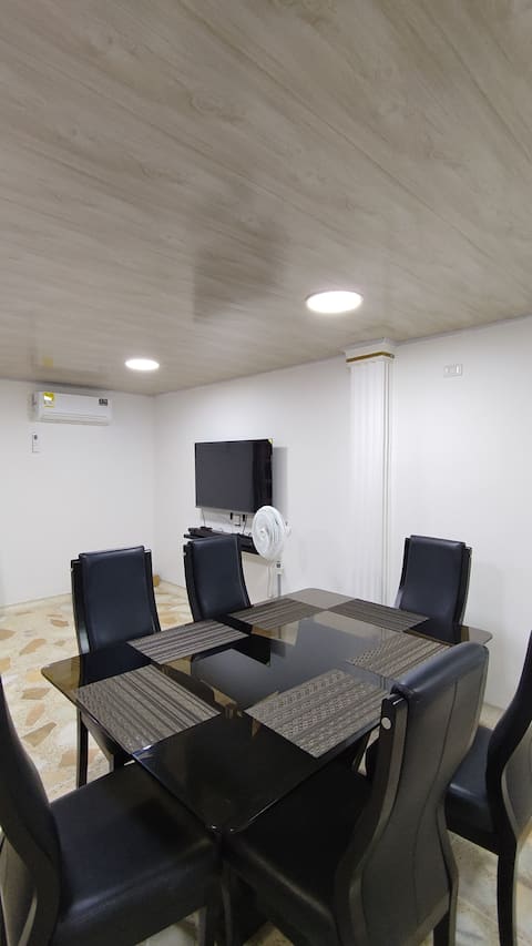 Popular Airbnb listing: Air-conditioned, comfortable house, close to the Mayales shopping center in Valledupar