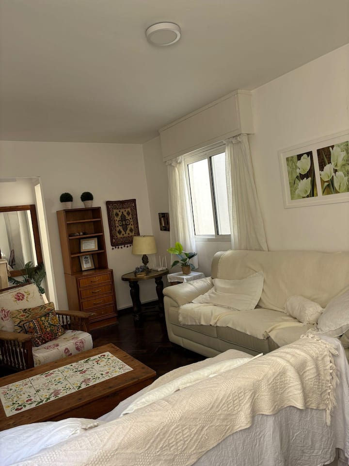 Hermoso Y Confortable
Punta Carretas - Montevideo