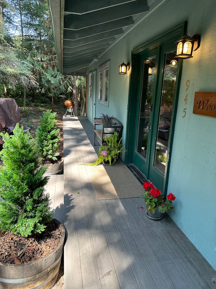 Woods Haven | Luxury Forest Retreat - Sequim, WA