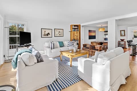 Top Airbnb: Family Friendly House in Southampton Village in Southampton