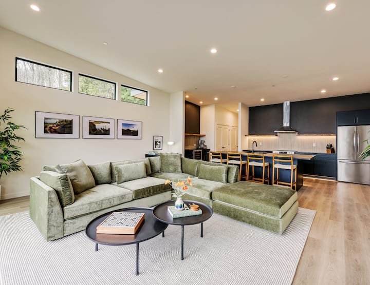 The Lookout | Lake View/mt Bike 1br Cabin (Unit 2) - Whidbey Island, WA