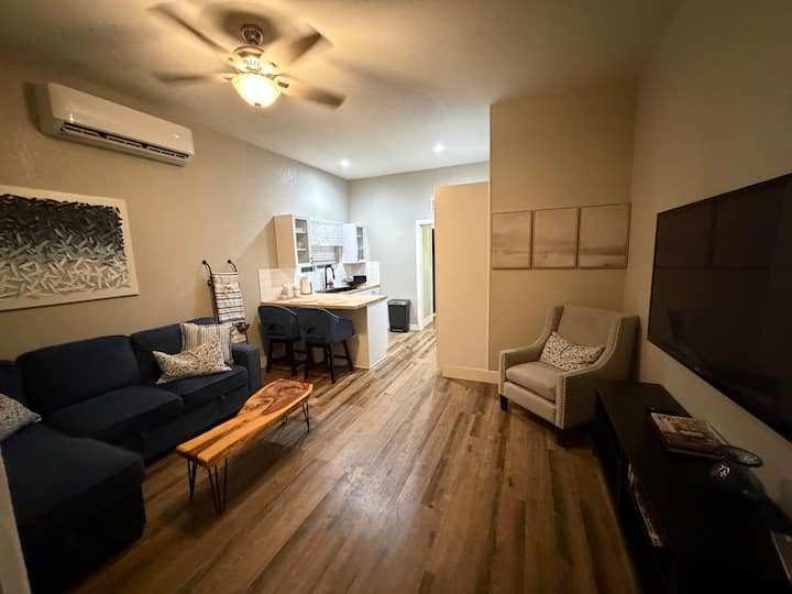Guest House With Private Driveway And Entrance - Buckeye, AZ