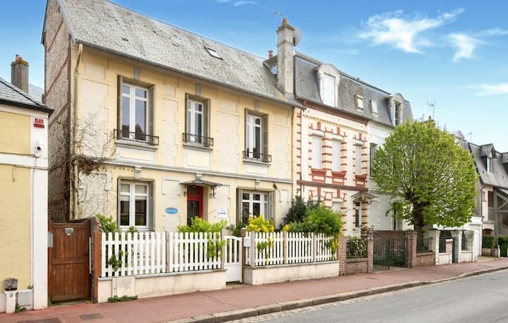 Amazing Home In Deauville With Wifi - Deauville